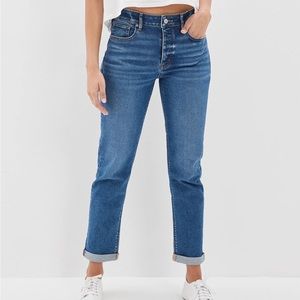 AE Tomgirl Jeans NWT